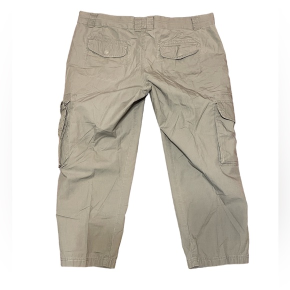 J Crew Capris - Picture 4 of 4